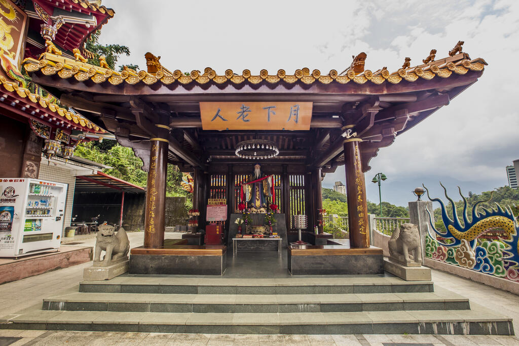 Longfeng Temple